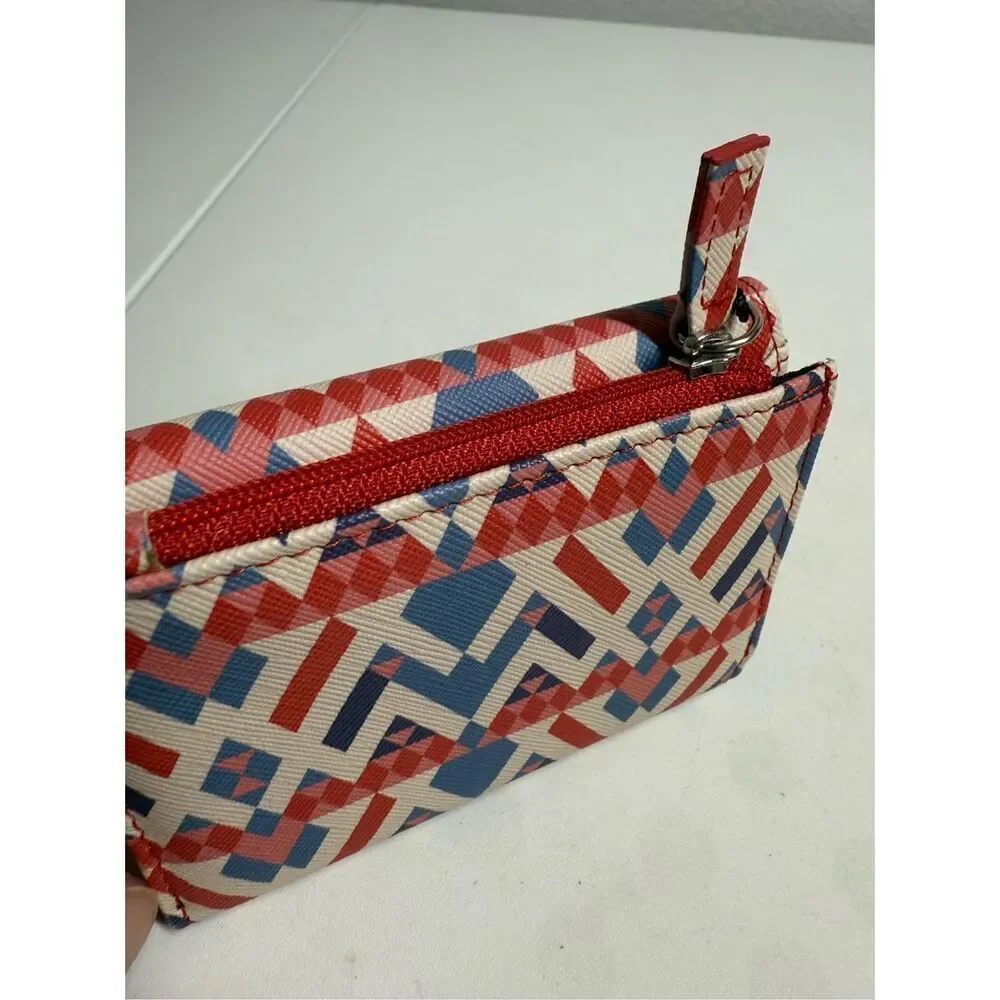 NWT Mundi On the Go Ladies Aztec Print Tri Fold Wallet